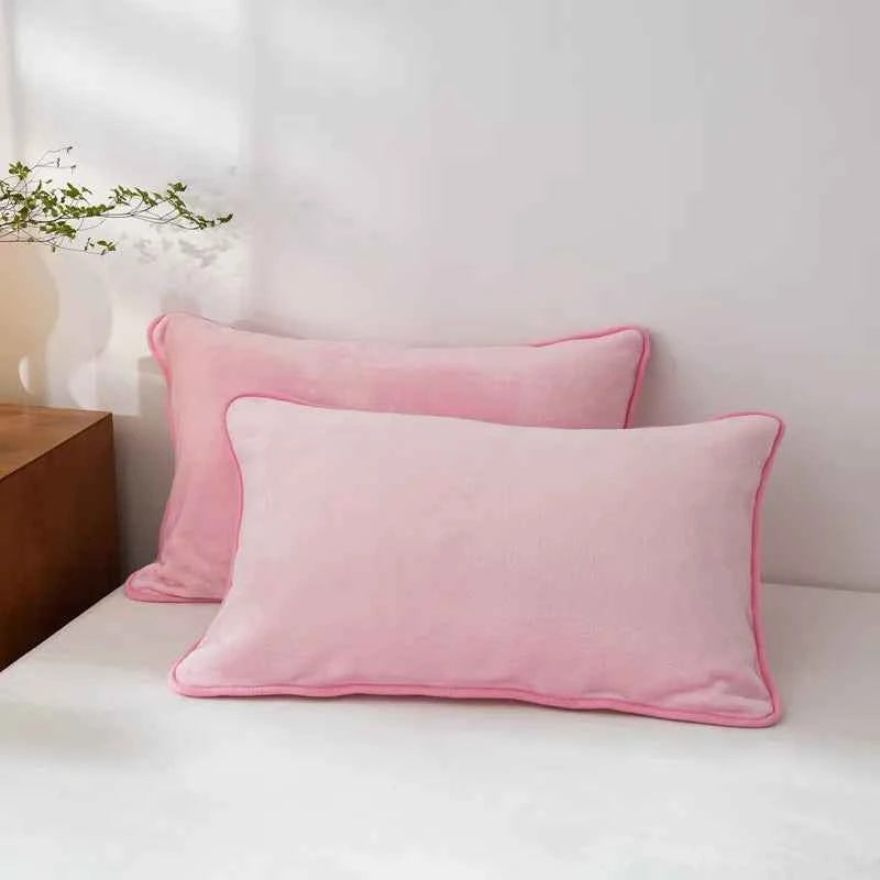 Winter Crystal Velvet Pillowcase – Soft & Warm Bedding for Home