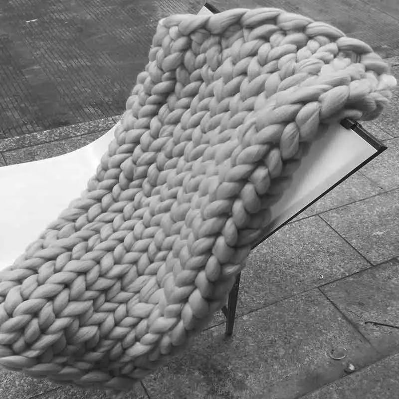 Hand Knitted Thick Yarn Wool-like Polyester Knitted Blanket