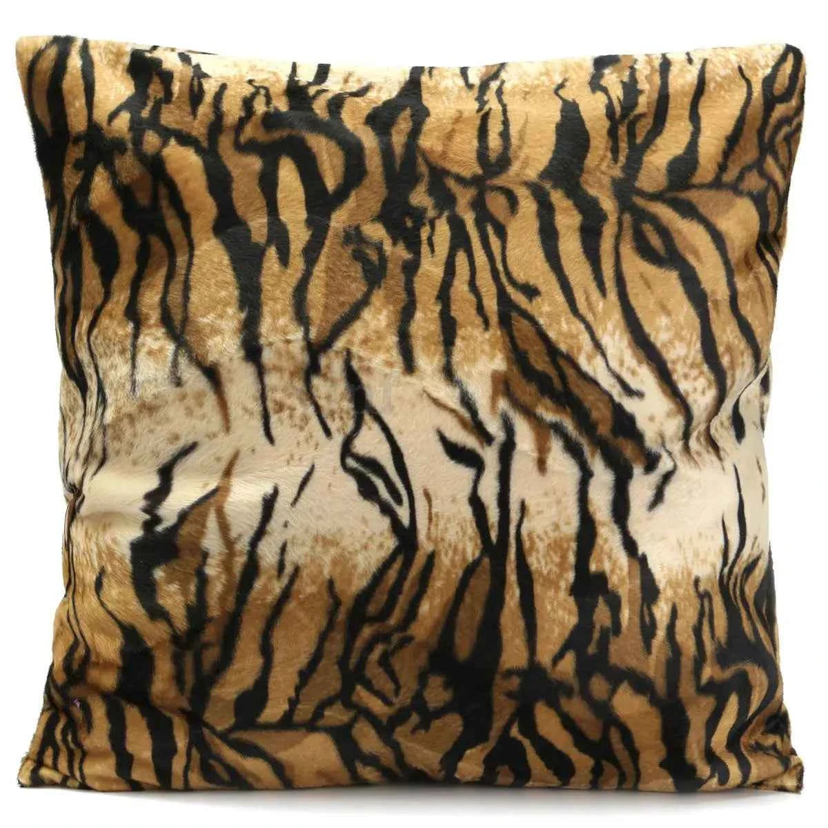 Leopard Animal Pattern Velvet Cushion Cover – Soft Decorative Pillowcase