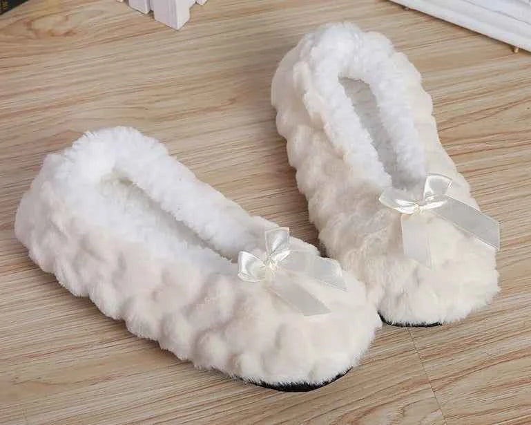 Women's Cozy Plush Slippers - Soft, Non-Slip, Cute & Comfy