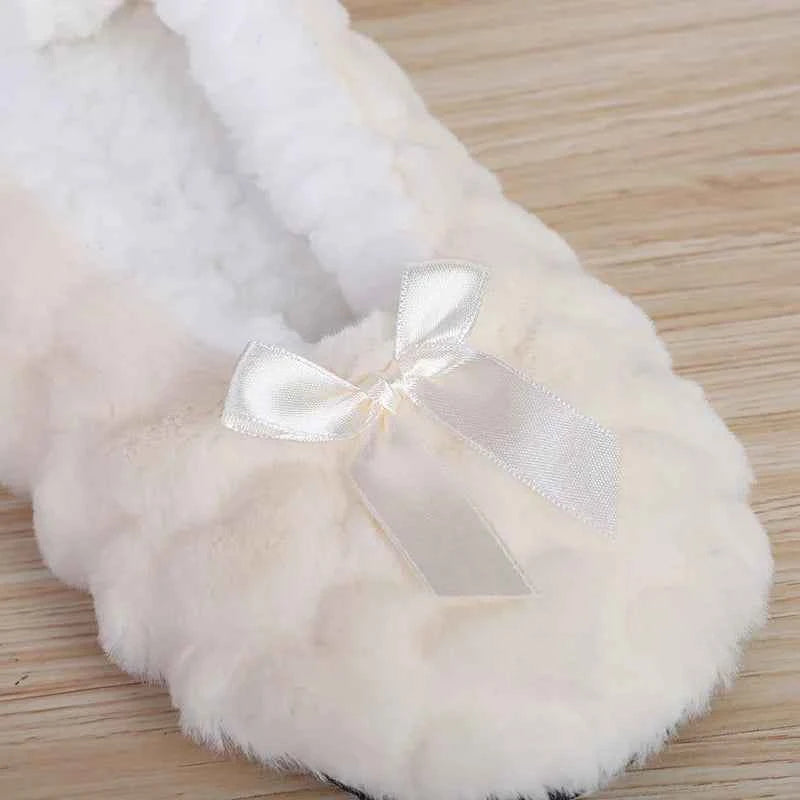 Women's Cozy Plush Slippers - Soft, Non-Slip, Cute & Comfy