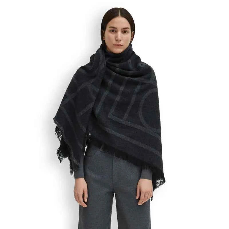 Luxury Cashmere Plaid Scarf – Stylish Four-Season Wrap