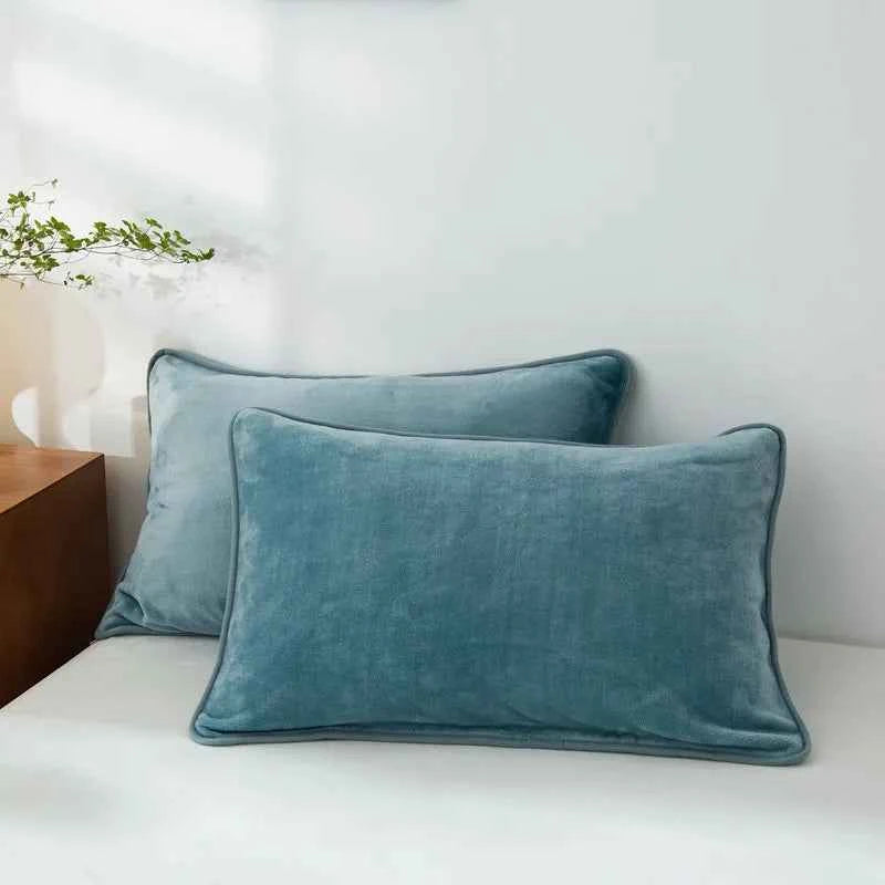 Winter Crystal Velvet Pillowcase – Soft & Warm Bedding for Home